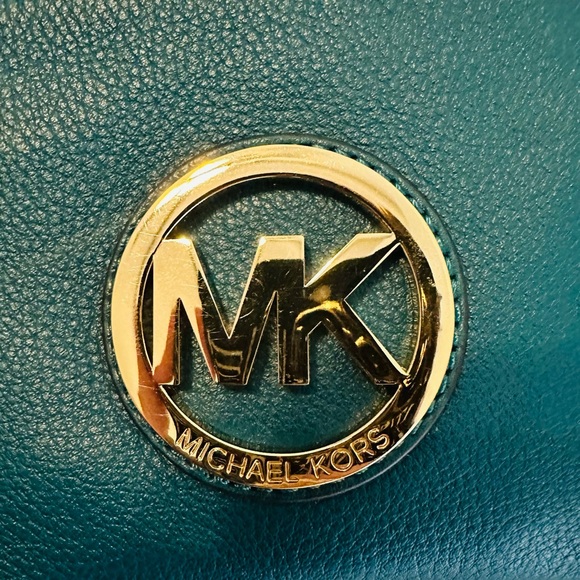 NWT, Michael Kors; Teal Leather Wristlet - Picture 5 of 5